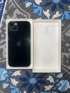 Apple iPhone 13 - photo 2