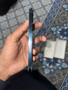Apple iPhone 13 - photo 6