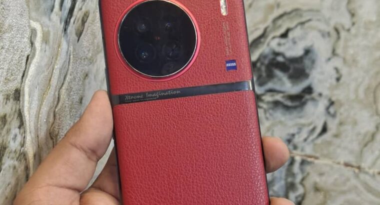 Vivo X90s