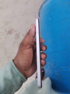 Vivo Y04 - photo 3