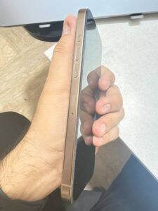 Apple iPhone 16 Pro Max - photo 2