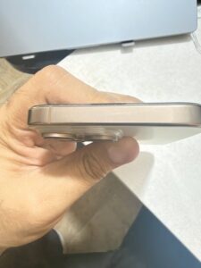 Apple iPhone 16 Pro Max - photo 4