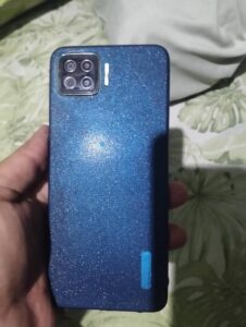OPPO f17 - photo 1