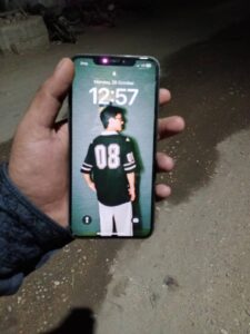 Apple iPhone XS Max - photo 1