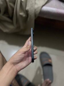 Apple iPhone 16 - photo 3