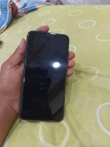 Apple iPhone 11 Pro Max - photo 2