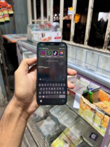 Iphone 12 - photo 3